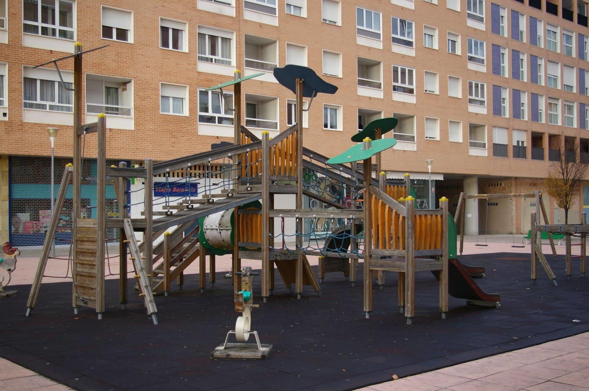 Suites Sercotel Mirasierra Pamplona Dış mekan fotoğraf
